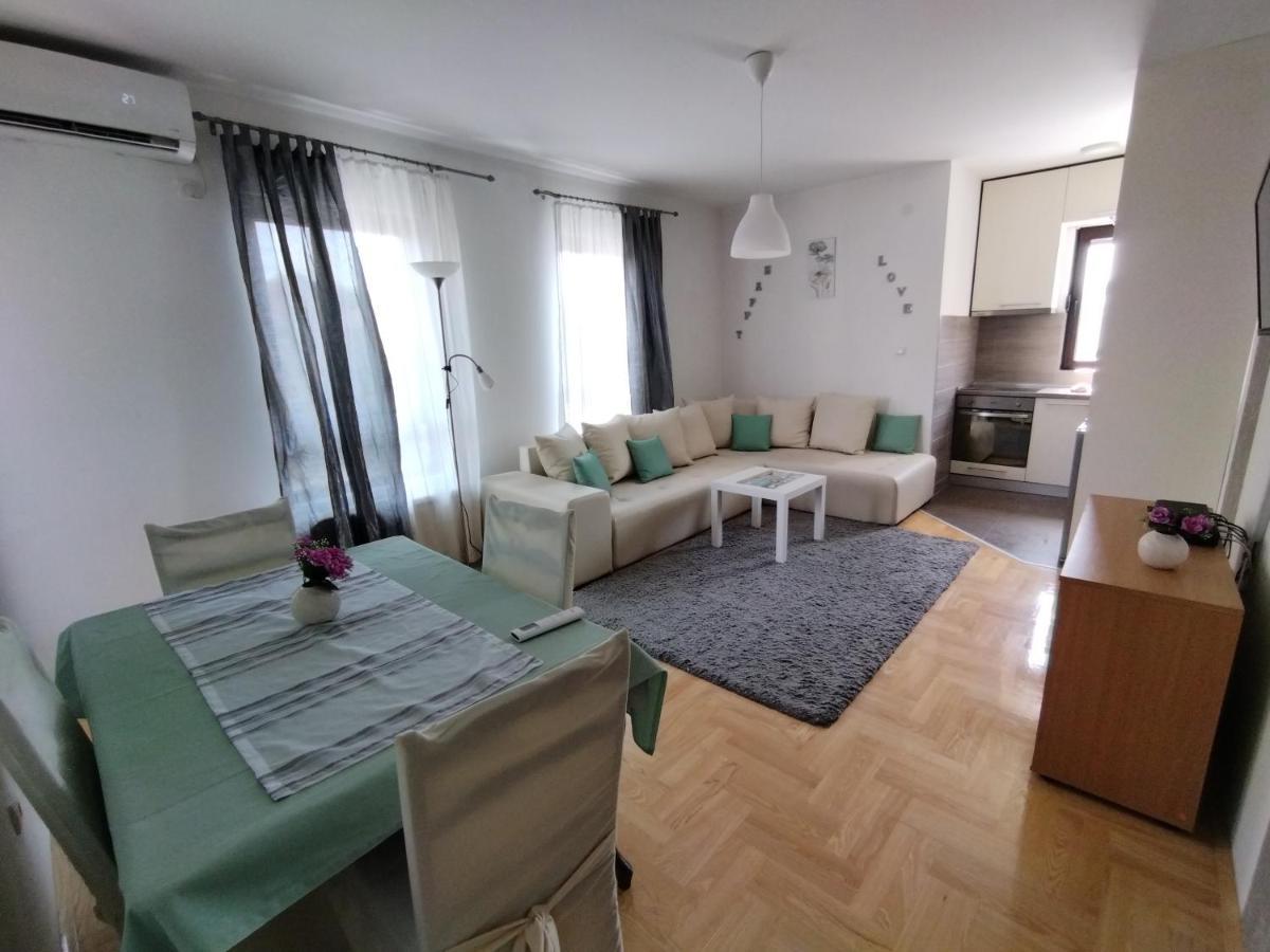 Apartman Gana Altina Lux Belgrad Exterior foto